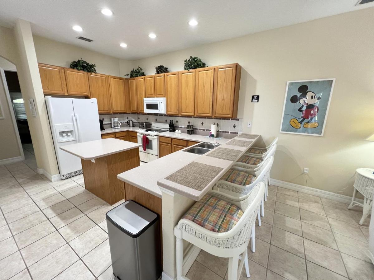 Mickeys Corner - Fantastic 5Br With Large Private Garden Pool Hot Tub Game Room Gas Bbq 2 Miles To Disney Orlando Eksteriør bilde
